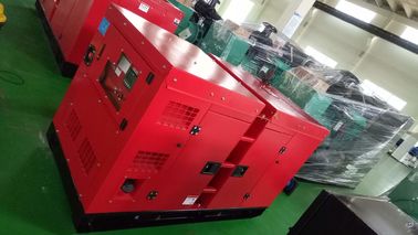Ses geçirmez Ticari Bekleme Jeneratörü 24KW / 30KVA Yüksek Verimlilik 3 Faz 12 Teller